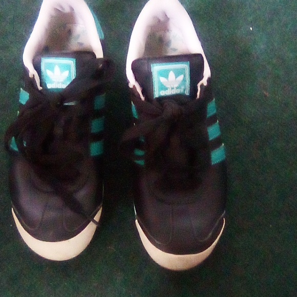 Adidas Shoes Unisex Size 5.5 Black & Green - Picture 9 of 13